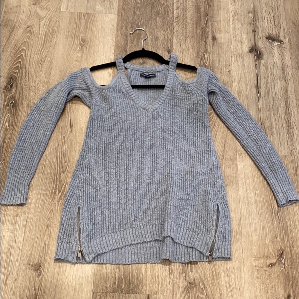 American Eagle Blue Open Shoulder Sweater Zipper
